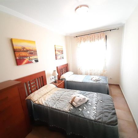 Apartamento 2 Dormitorios.Urb Playa Verde Isla Canela Eksteriør billede